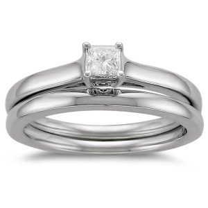 Golden Yaffie Diamond Bridal Set, featuring a stunning 1/4ct TDW Solitaire