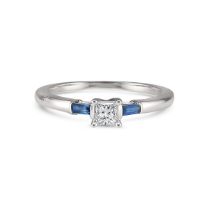 Yaffie Jewellery White Gold Engagement Ring with Princess-cut White Diamond and Sapphire Accent (1/5ct TDW)