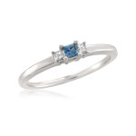 Mesmerizing Blue Sapphire and Diamond 3-Stone Engagement Ring from Yaffie Jewellery