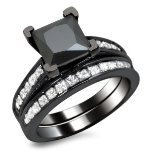 Yaffie Custom-Made Black Gold Bridal Set Featuring a Stunning 2 1/2ct TDW Princess-Cut Black Diamond Engagement Ring