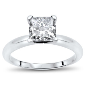 Sparkling 1ct Princess-cut Yaffie Gold Solitaire Engagement Ring with Enhanced Diamond