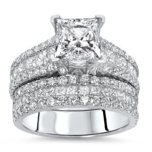 White Gold Princess-cut Diamond Bridal Set with 3 7/8ct TDW from Yaffie.