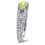 Golden Yaffie Round Diamond Ring with 2ct Total Diamond Weight for Engagement