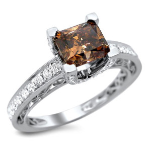 Brown and White Cushion-cut Diamond Ring with Yaffie 1 3/5ct TDW White Gold