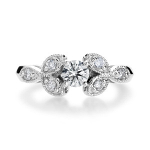 Vintage Charm: Yaffie White Gold Diamond Engagement Ring