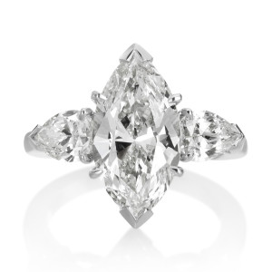 Sparkling Yaffie Platinum Diamond Engagement Ring with 3 Stones (5 1/3ct TDW)