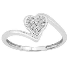 Sparkling Yaffie Cluster Heart Ring with Diamond Accents