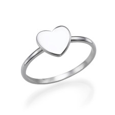 Yaffie’s Heartfelt Custom Initial Rings: Love in Sterling Silver