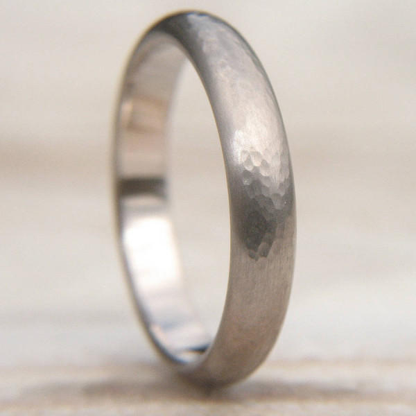 Yaffie ™ Custom Creates Personalised Hammered Wedding Rings