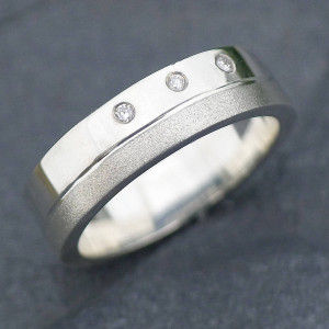 Customised Chunky Diamond Ring for Men - Handcrafted by Yaffie ™ with Personalization