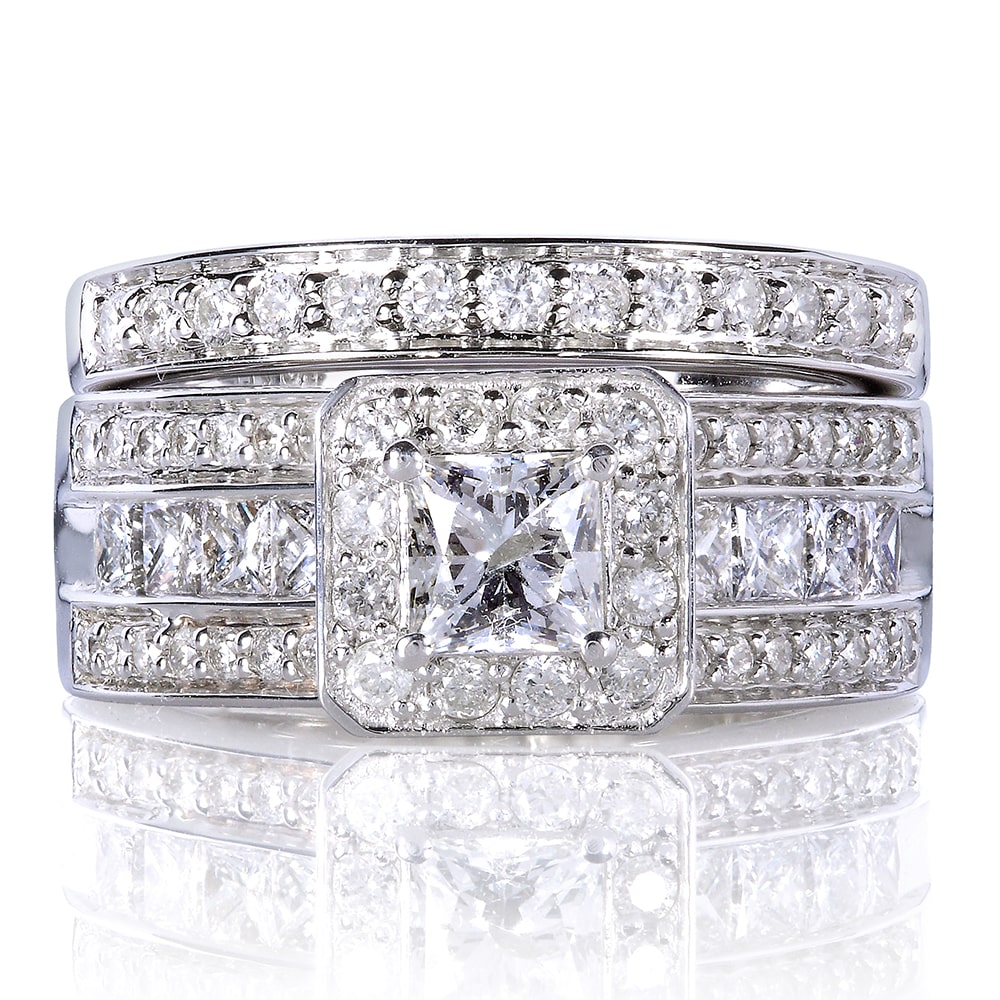 Princess-cut Halo Diamond Bridal Set with 1 5/8ct TDW - Yaffie Gold
