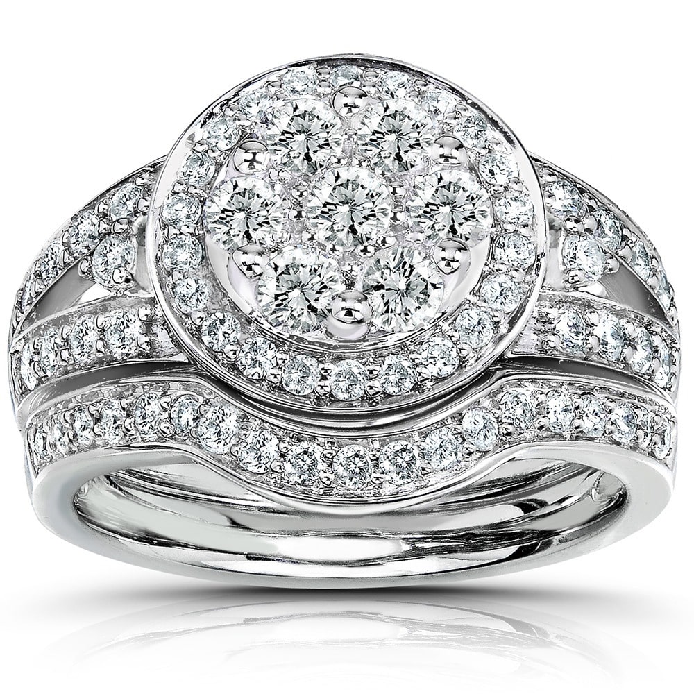 Golden Yaffie Bridal Diamond Band Set with Halo, 1ct Total Diamond Weight