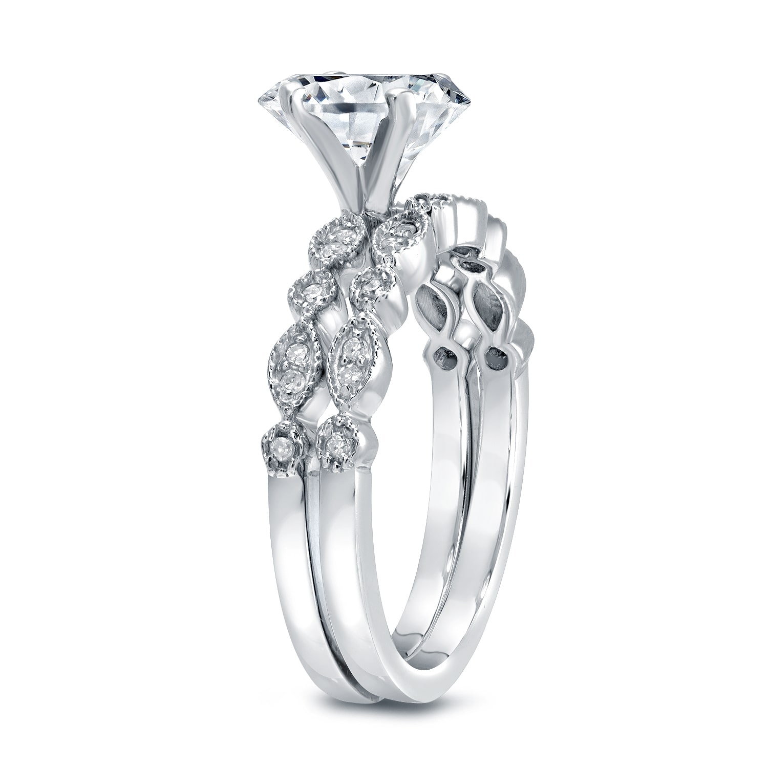 Vintage-inspired diamond wedding ring set with 4/5ct TDW round diamonds in Yaffie Platinum