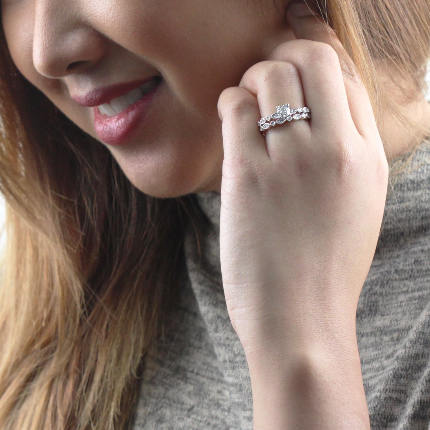 Vintage-inspired diamond wedding ring set with 4/5ct TDW round diamonds in Yaffie Platinum