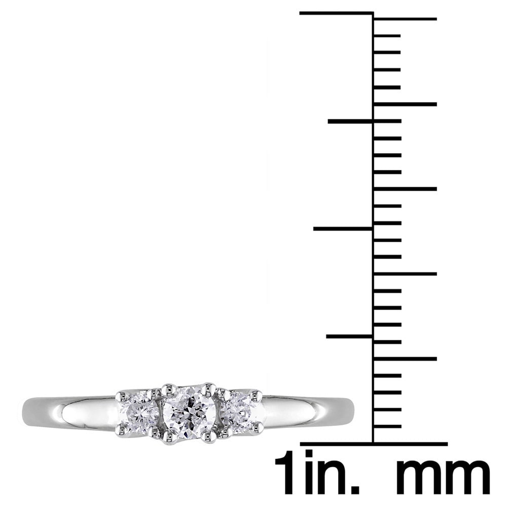 Dazzling Yaffie 1/4ct TDW White Gold Diamond Band