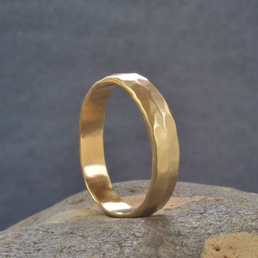 Yaffie ™ Customised Handcrafted Hammered Wedding Ring with Personalization